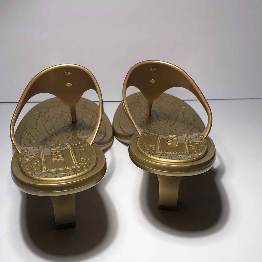 New Authentic Versace Gold Sandals size 40 - Picture 9 of 14
